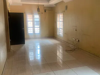Spacious 4 Bedroom Terraced + Penthouse +BQ