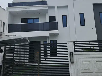 4 Bedrooms Fully Detached Duplex with Swimming Pool