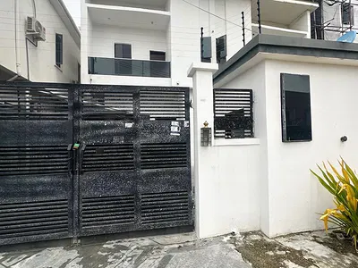 4 Bedroom Semi Detached Duplex with En-Suite Rooms