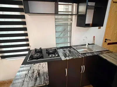 Spacious Studio Apartment Downstairs Serviced
