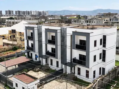 4 Bedroom Terraced Duplex