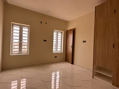 Luxury 2 Bedroom Apartment