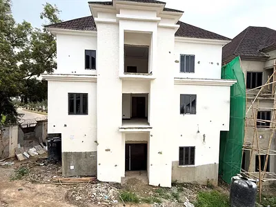 Newly Built 5 Bedroom Detached Duplex with 3 Living Rooms