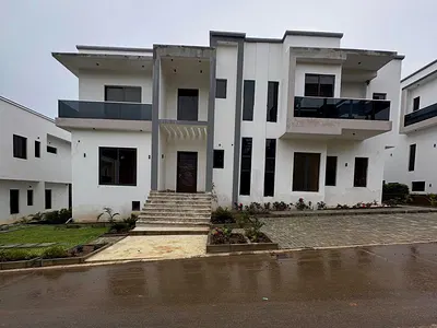 Newly Built 4 Bedroom Detached Duplex with BQ