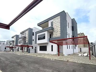5 Bedroom Detached Duplex with BQ