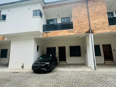 4 Bed