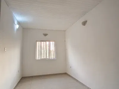 Smart Spacious Conducive 1 Bedroom (Single Room) Shared
