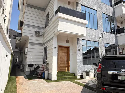 5 Bed