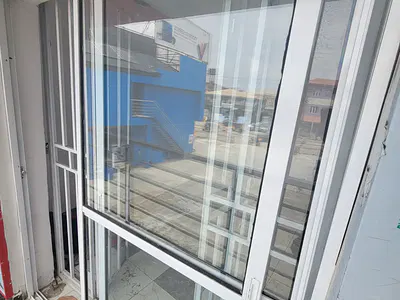 A Serene and Sharp Shop Facing the Road Directly