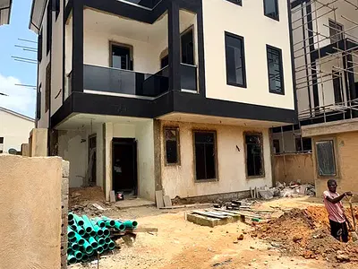 Spaciously Built 7 Bedroom Fully Detached Duplex with BQ in a Estate