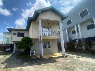 5 Bedroom Detached Duplex