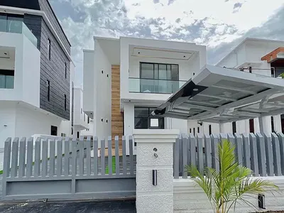 Brand New 5 Bedroom Duplex with BQ and Swimming Pool