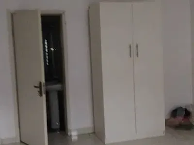 4 Bed