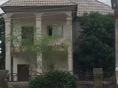 Fully Detached 4-Bedrooms Duplex with Space for BQ, 750SQM²