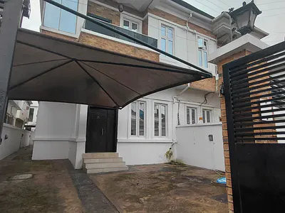 4 Bedroom Semi-Detached Duplex with BQ