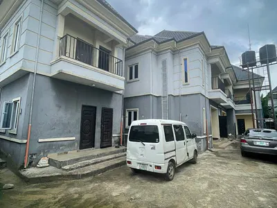6 Units of 1 Bedroom Flats