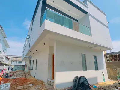 Beautifully Built 4 Bedroom Fully Detached Duplex with BQ