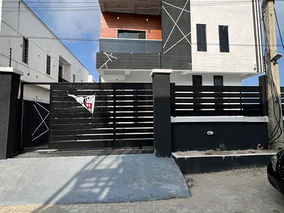 Amazingly Finished Luxury 5 Bedroom Fully Detached Duplex with BQ