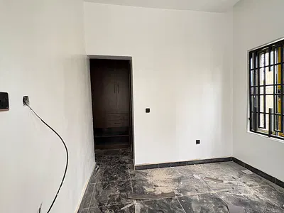 Luxury 3 Bedroom Flat with Excellent Features