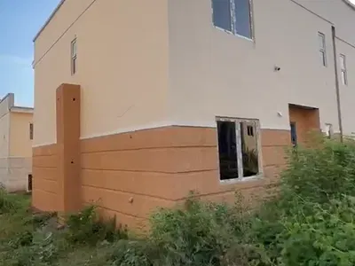 4 Bedroom Terrace Duplex Tarred Road