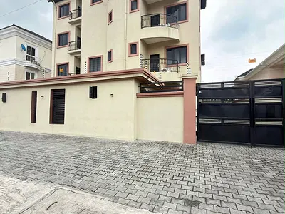5 Bedroom Apartment + BQ