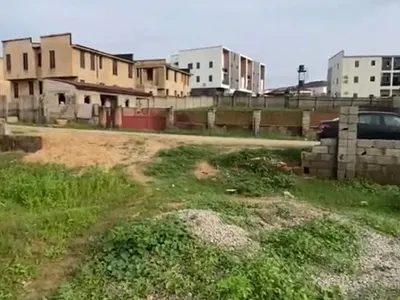 1, 200 SQM, Residential, C of O