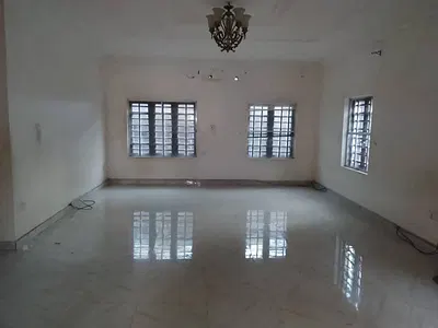 5 Bedroom Duplex with BQ