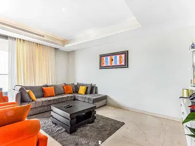 Luxury 3 Bedroom Apartment with BQ