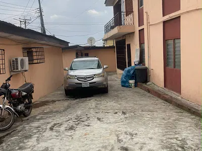 Spacious and Newly Renovated 3 Bedroom Flat