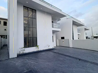 Luxury 4 Bedroom Detached Duplex with BQ, Penthouse & Swimming Pool