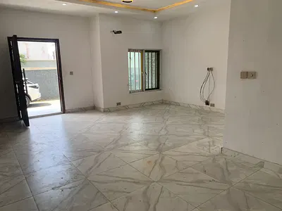 Spacious Neat 3bedroom Serviced Estate