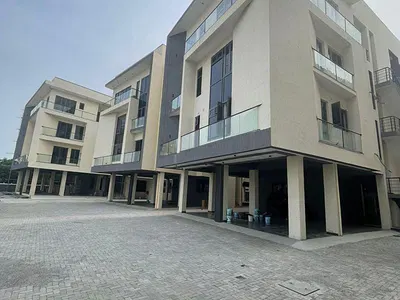 Fully Furnished 2 Bedrooms Apartment