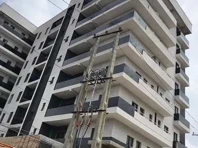 Luxury 2 and 3 Bedroom Apartment