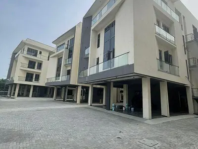 Fully Furnished 2 Bedroom Apartment