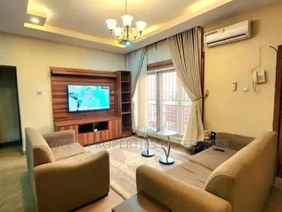 Luxury 2 Bedroom Apartment