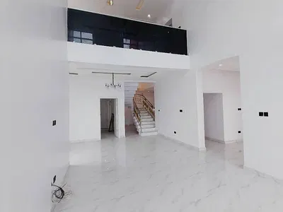 Brand New Self Serviced 5 Bedroom Fully Detached with BQ