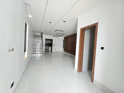 4 Bedroom Fully Detached Duplex with Bq/Swimming Pool