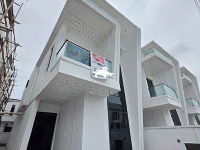4 Bedroom Fully Detached Duplex with Bq/Swimming Pool