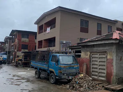 Spacious Mini Flat with 2 T