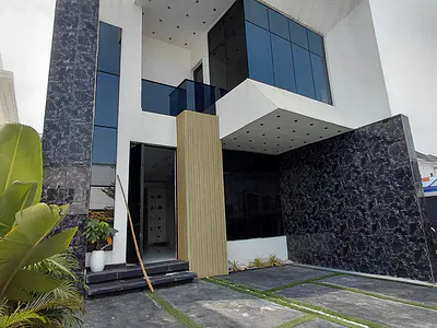 Luxury 4 Bedroom Detached Duplex with Swimming Pool
