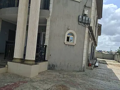 4 Units of 2 Bedroom Flat