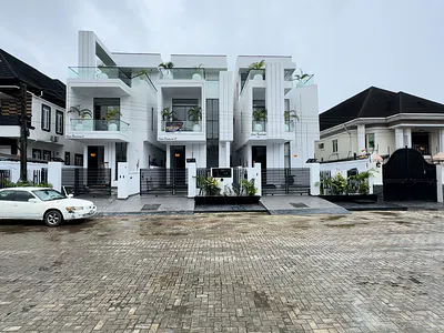5 Bedroom Detached Duplex with Rooftop Terrace