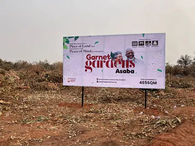 Land Measuring 450 Square Meter