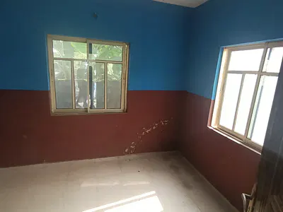 Clean Fine Room Self Contained