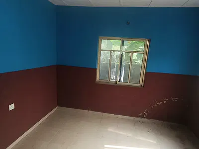 Renovated Room and Parlor Self Contain Mini Flat on the Road