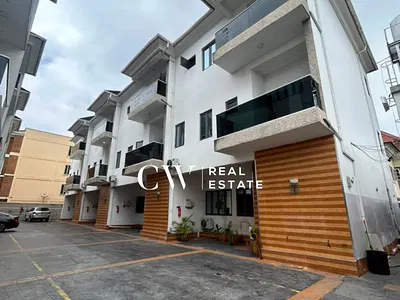 4 Bedroom Terraced Duplex with BQ