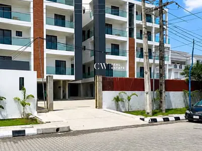 4 Bedroom Maisonette