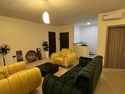 Luxurious Fully Furnished 4 Bedrooms Apartment