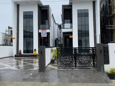 Excellent 5 Bedroom Duplex with a BQ and a Pool