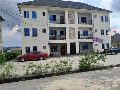 3 Bedrooms Flat, All Rooms Ensuite with Modern Facilities. — Gwarinpa, Abuja